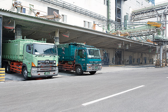 写真：搬出設備